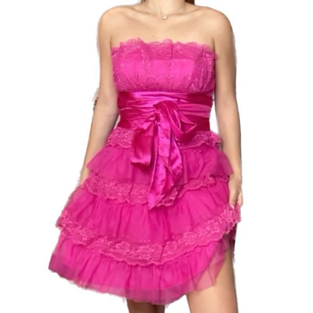 pink dress